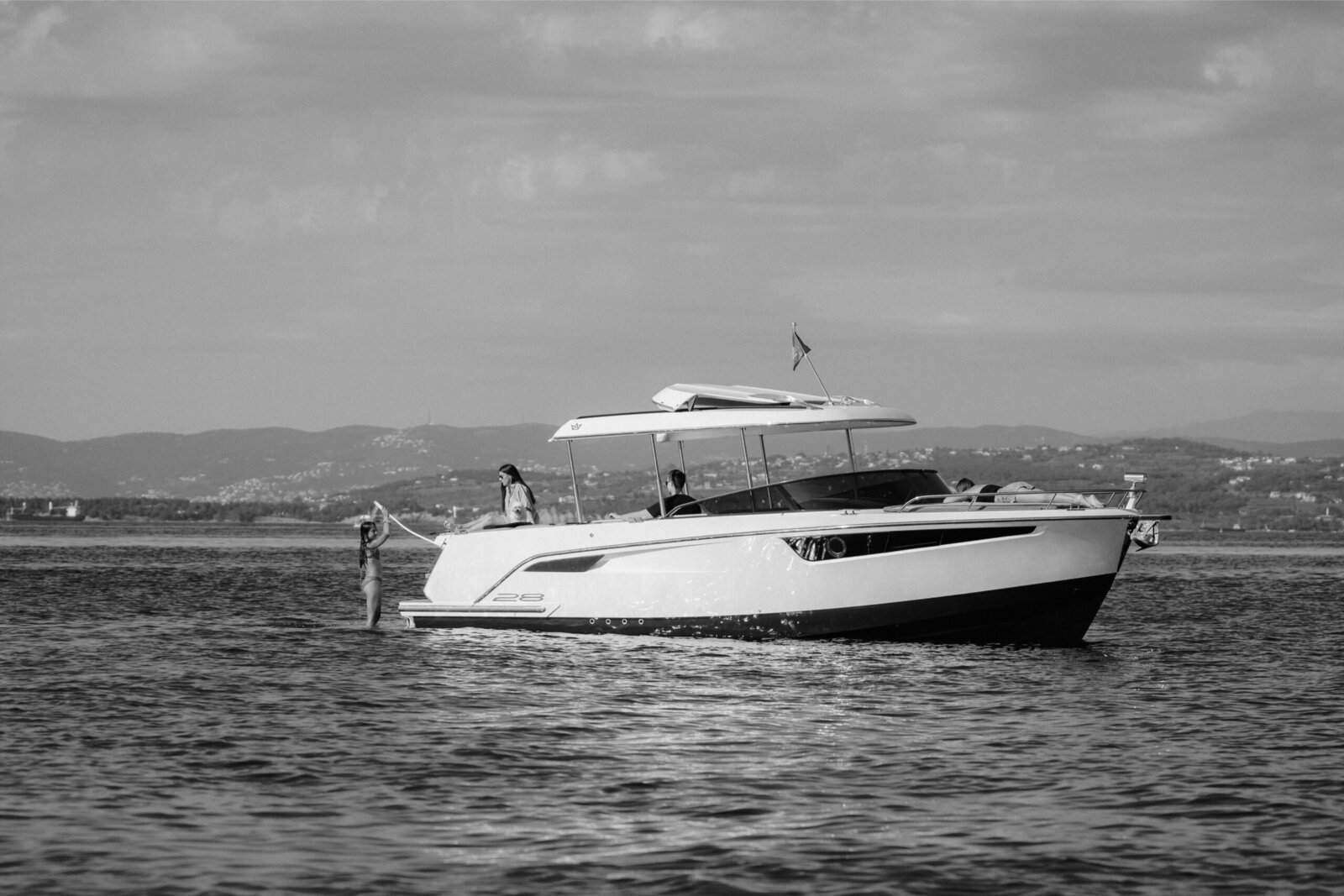 Alfastreet Marine 28 Cabin Electric