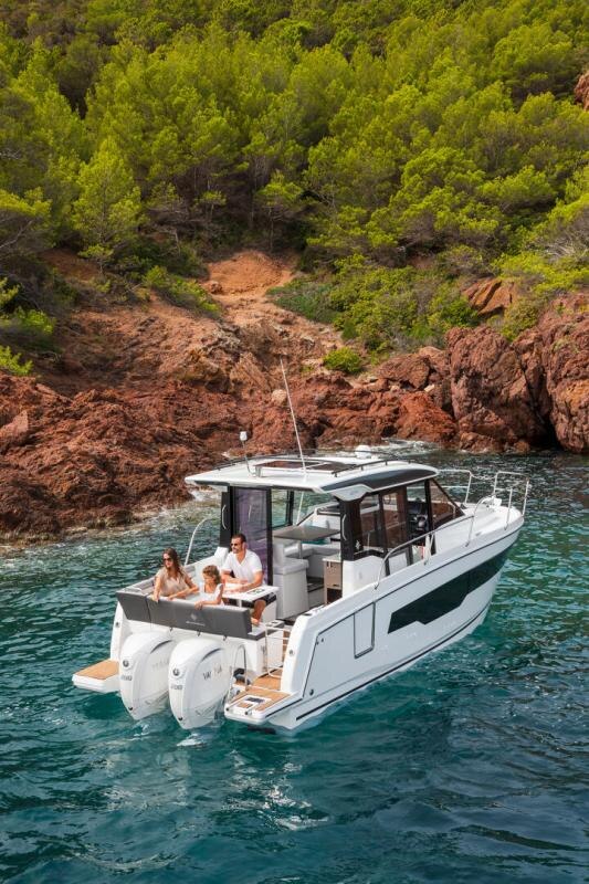 Merry Fisher 895 · 1